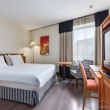 Nh Gent Sint Pieters Hotel Ngoại thất bức ảnh