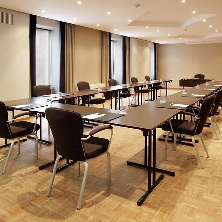Nh Gent Sint Pieters Hotel Ngoại thất bức ảnh
