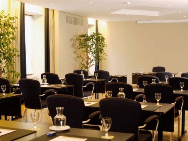 Nh Gent Sint Pieters Hotel Ngoại thất bức ảnh
