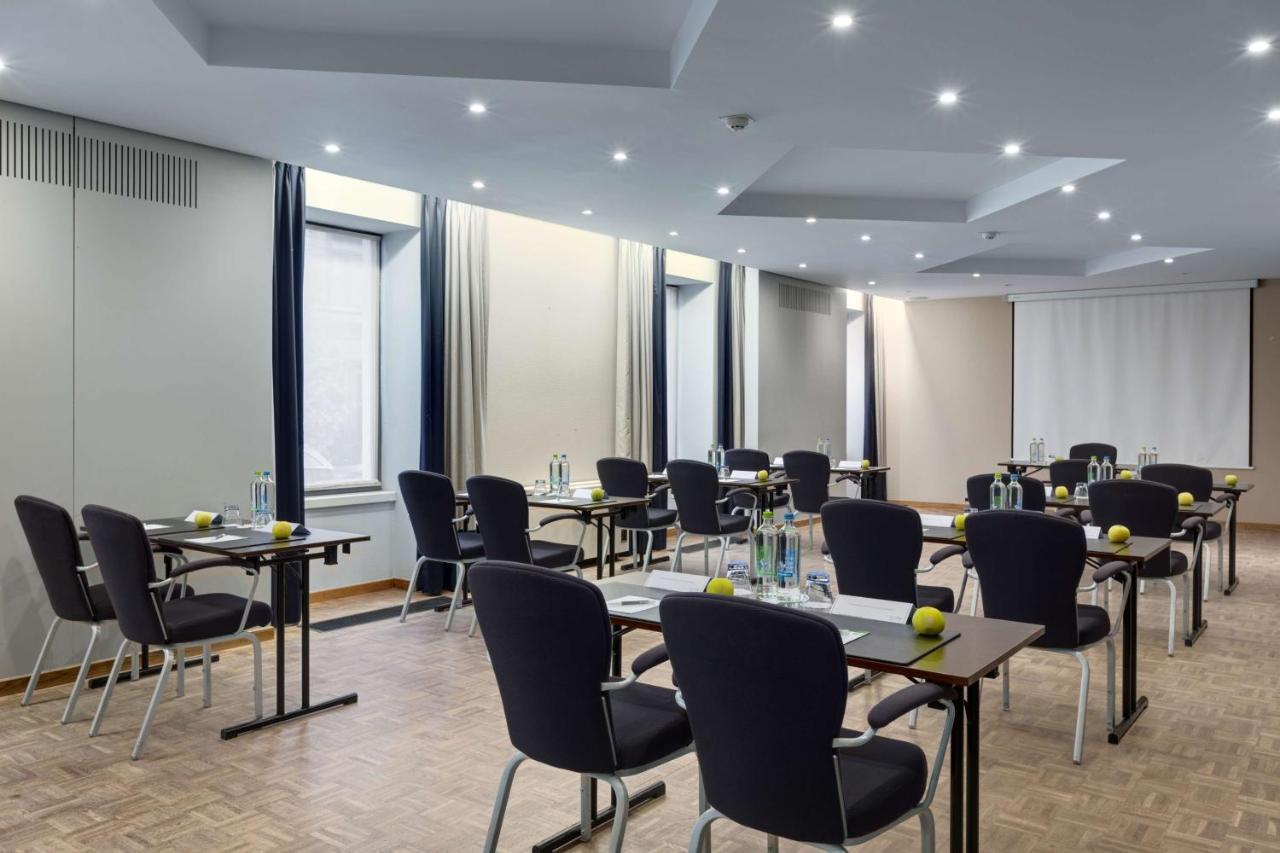 Nh Gent Sint Pieters Hotel Ngoại thất bức ảnh